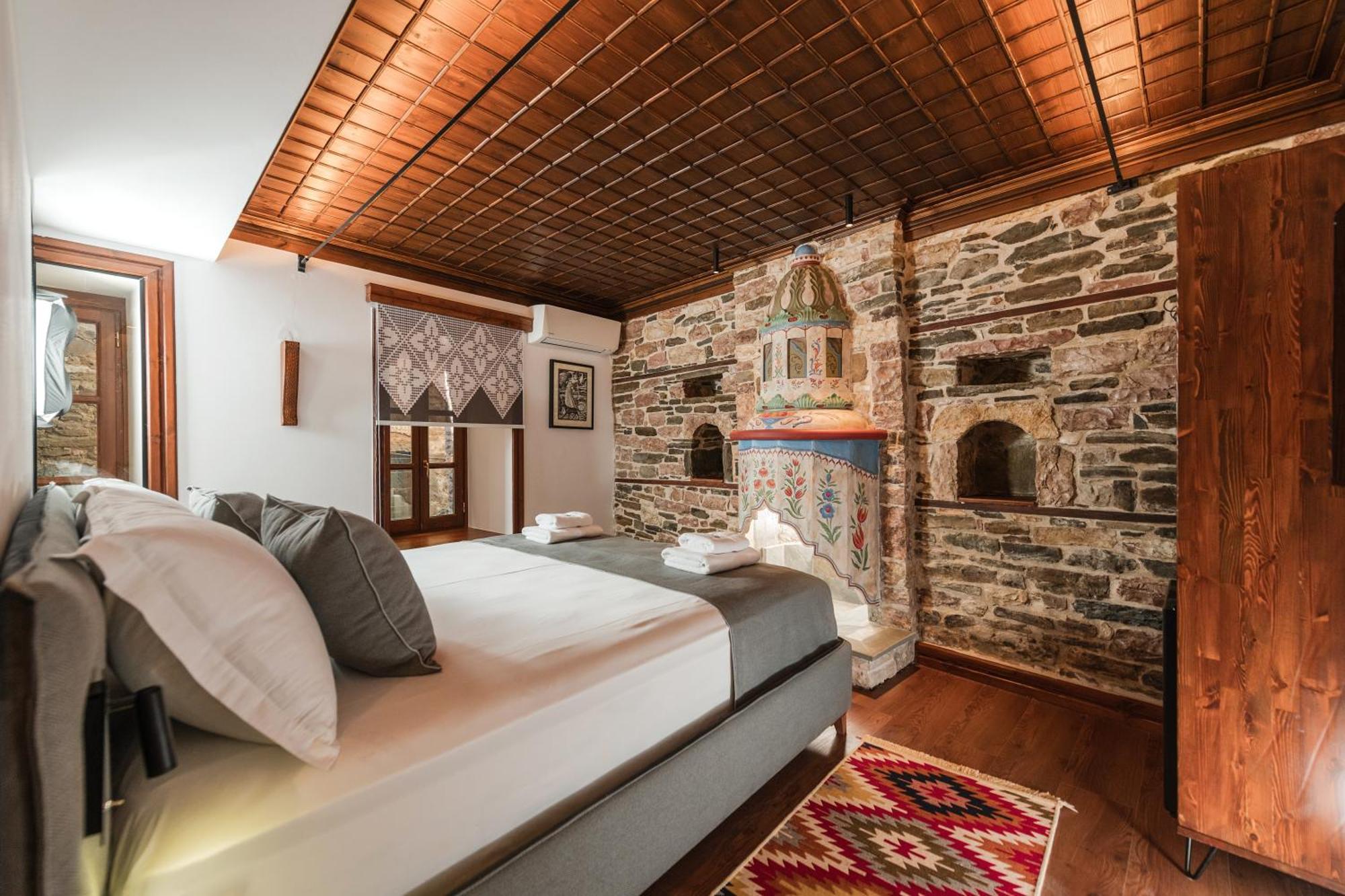 Dam Stone Boutique Hotel Gjirokastër Exterior foto